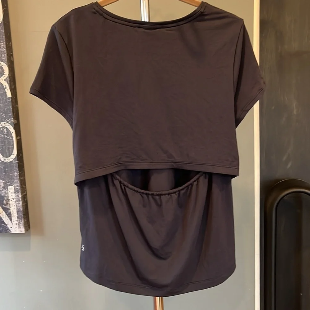 🇪🇸🐠Athleta Air Out Cinch Tee shirt black small